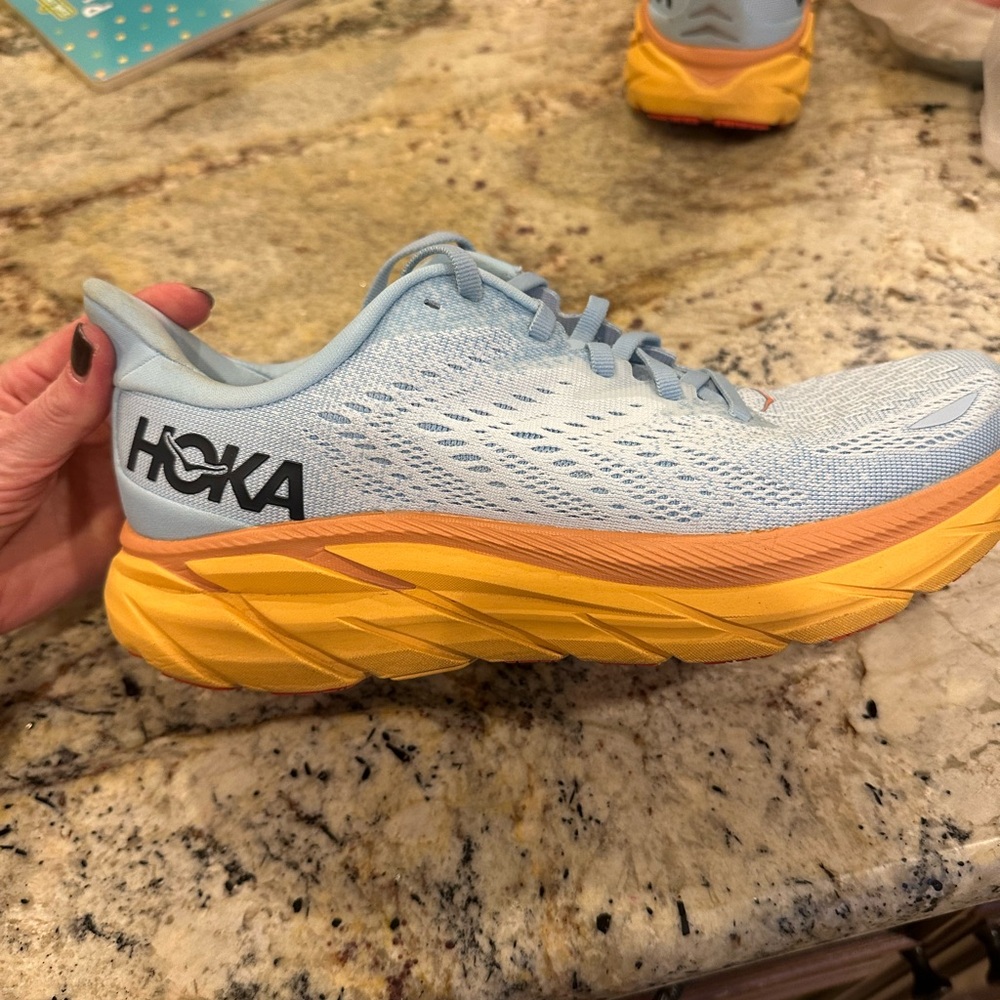 Women’s Clifton 8 running shoes